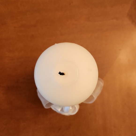 Beverly Clark Unity Candle - Picture 4 of 8